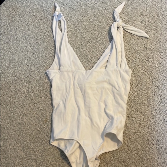 Abercrombie bodysuit - Picture 2 of 3